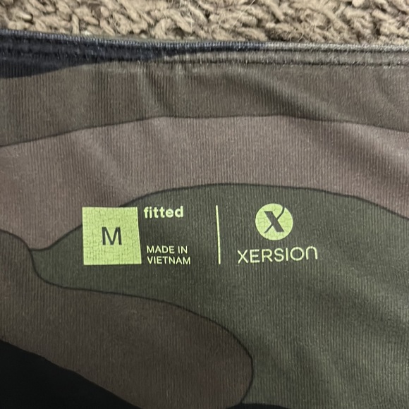 Camo Yoga Pants NWOT - Picture 3 of 3
